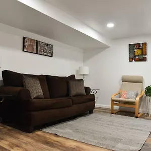 cozy-mount-washington-home-with-parking-sleeps-4.hotels-in-pittsburgh.com/